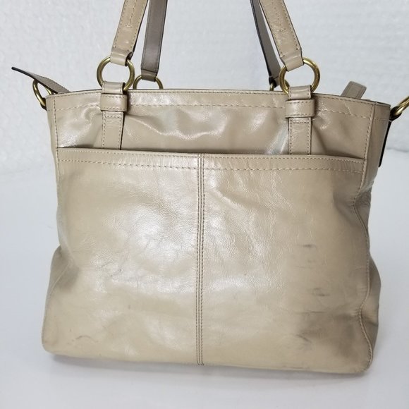 SOLD 🌈 Coach taupe sealed leather purse - Picture 6 of 8